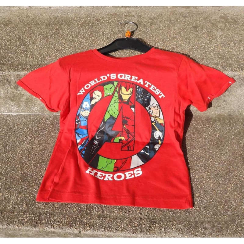 T-Shirt mit Avengers-Design